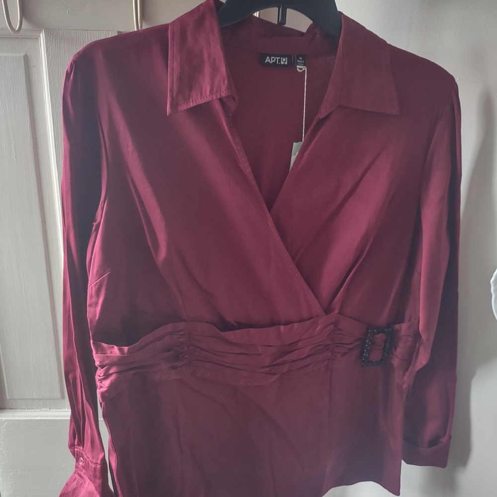 Apt. 9 Women's Burgundy Wrap Top